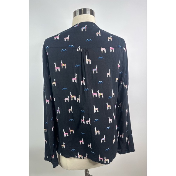 Anthropologie Maeve Llama Print V-Neck Button Down Shirt - Picture 2 of 13